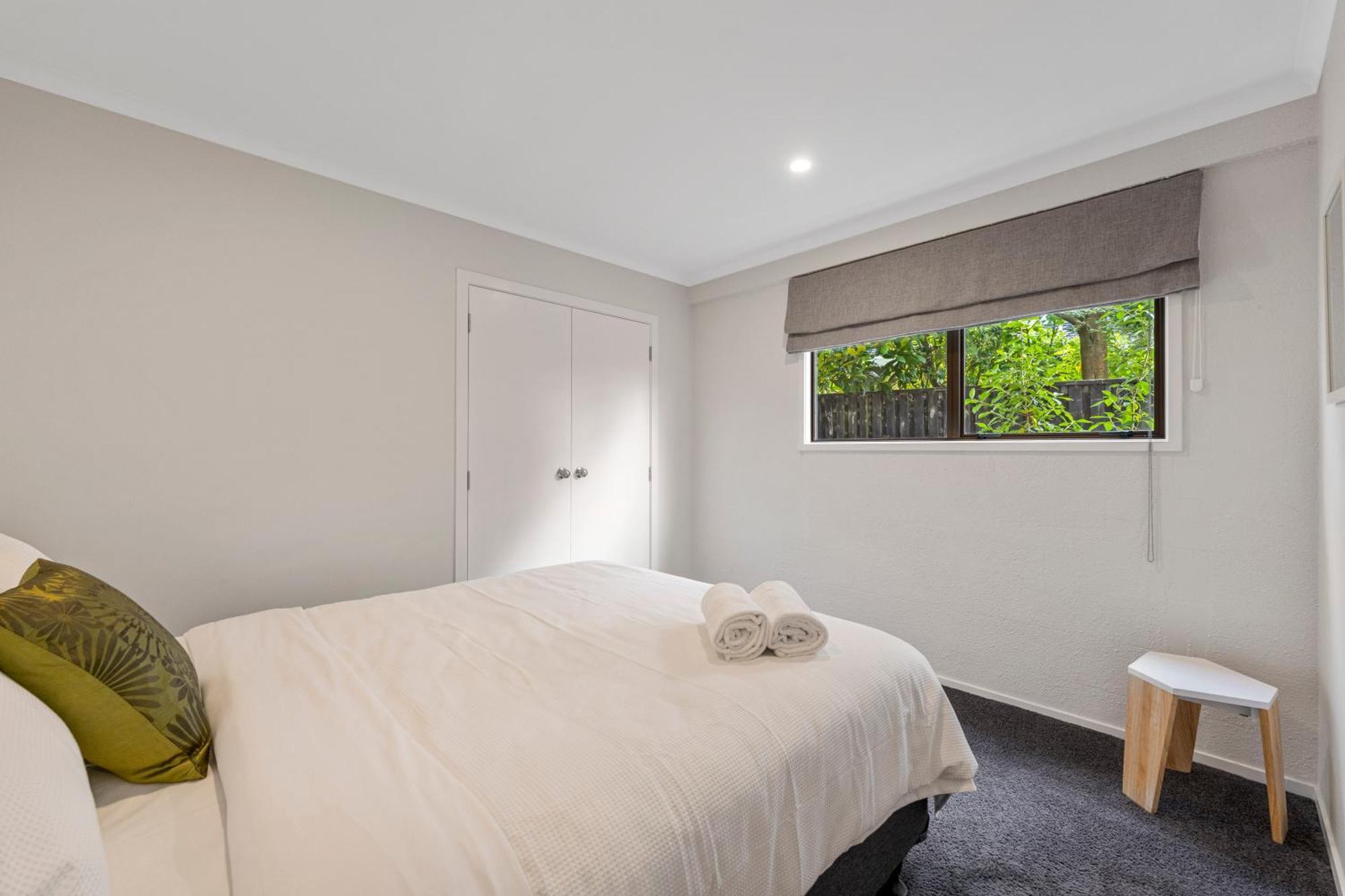 Ngaio Views - Lake Taupo Holiday Home Exterior photo